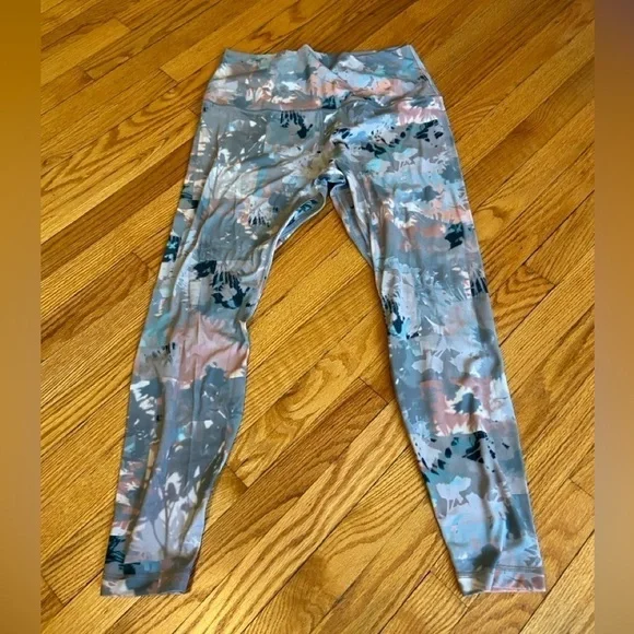 Lululemon multicolored, pastel leggings 14 - Picture 1 of 8